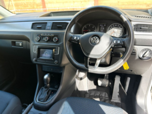 2018 Volkswagen Caddy Maxi Life 5 SEAT Auto Wheelchair Accessible Disabled Access Vehicle Wav in Silver — image 2