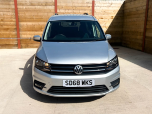 2018 Volkswagen Caddy Maxi Life 5 SEAT Auto Wheelchair Accessible Disabled Access Vehicle Wav in Silver — image 6