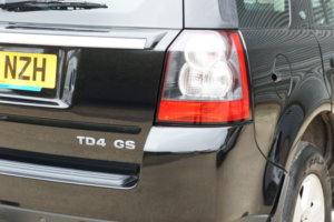 2012 Land Rover Freelander 2 2.2 Td4 Gs in Black — image 6
