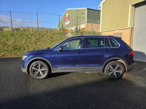 2018 Volkswagen Tiguan 1.4 Tsi Se Navigation in Blue — image 6