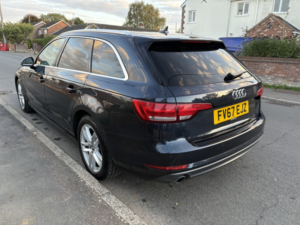 2017 Audi A4 Avant 2.0 Tdi Ultra Sport in Blue — image 4
