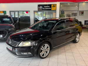 2014 Volkswagen Passat 2.0 Tdi Bluemotion Tech Executive Style in Black — image 3