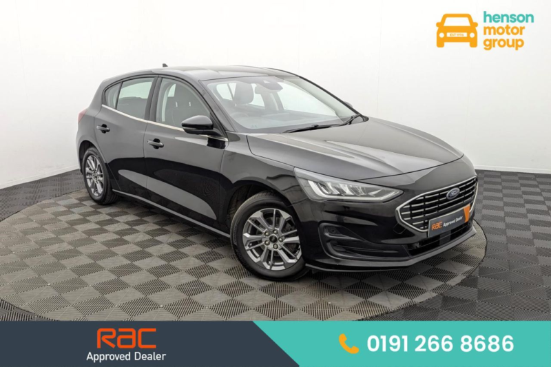 2023 Ford Focus 1.0t Ecoboost Mhev Titanium Hatchback 5dr Petrol Hybrid Manual Euro 6 (s/s) (155 Ps) in Black — image 1