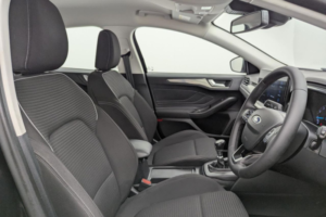 2023 Ford Focus 1.0t Ecoboost Mhev Titanium Hatchback 5dr Petrol Hybrid Manual Euro 6 (s/s) (155 Ps) in Black — image 3