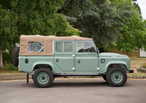 1995 Land Rover Defender 110 Custom Rebuilds Available in Green — image 4