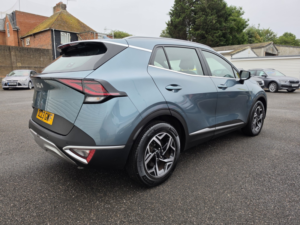 2023 Kia Sportage 1.6 T-Gdi 2 in Grey — image 3