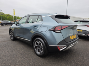 2023 Kia Sportage 1.6 T-Gdi 2 in Grey — image 6