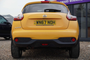 2018 Nissan Juke 1.6 N-Connecta Xtron Euro 6 5dr in Yellow — image 6
