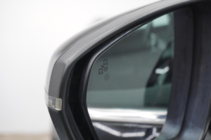 2019 Peugeot 5008 1.6 Puretech Gt Line Premium Eat Euro 6 (s/s) 5dr in Black — image 6