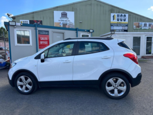 2015 Vauxhall Mokka 1.6i Exclusiv 2WD Euro 6 (s/s) 5dr in White — image 5