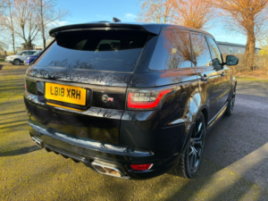 2018 Land Rover Range Rover Sport 5.0 P575 V8 Svr SUV 5dr Petrol Auto 4WD Euro 6 (s/s) (575 Ps) in Black — image 4