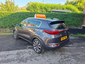 2017 Kia Sportage 1.7 Crdi 4 Euro 6 (s/s) 5dr in Silver — image 3
