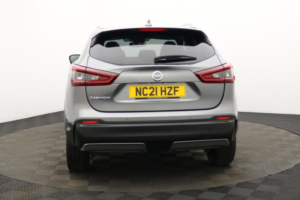 2021 Nissan Qashqai 1.3 Dig-T N-Motion SUV 5dr Petrol Manual Euro 6 (s/s) (140 Ps) in Grey — image 6