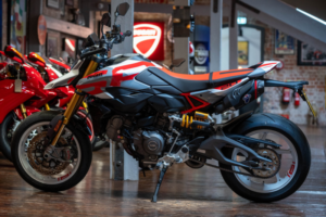 2026 Ducati Hypermotard V2 890 Sp in Multicolour — image 3