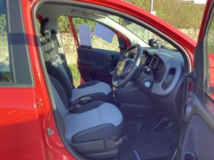 2016 Fiat Panda 1.2 Panda 1.2 Lounge Petrol 5 Door Hatchback - Full Service History -2 Owners - £35 Road Tax in Red — image 3