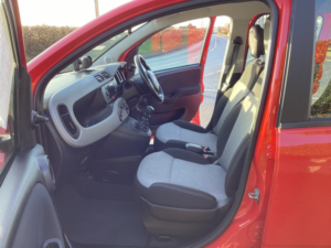 2016 Fiat Panda 1.2 Panda 1.2 Lounge Petrol 5 Door Hatchback - Full Service History -2 Owners - £35 Road Tax in Red — image 4