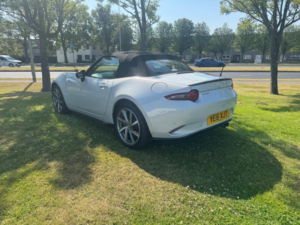 2016 Mazda Mx-5 2.0 Skyactiv-G Sport Recaro Convertible 2dr Petrol Manual Euro 6 (160 Ps) in Silver — image 3