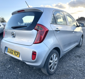 2012 Kia Picanto 1.0 2 in Silver — image 3