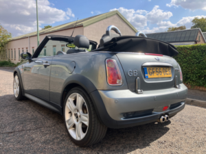 2006 MINI Convertible 1.6 Cooper S Convertible 2dr Petrol Manual Euro 4 (163 Bhp) in Silver — image 5