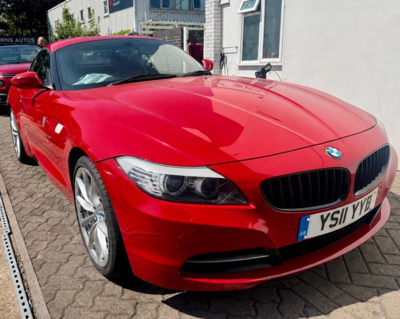 2011 BMW Z4 2.5 23i Highline Edition Sdrive Euro 5 2dr in Red — image 1