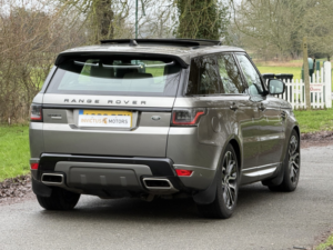 2018 Land Rover Range Rover Sport 4.4 Sd V8 Autobiography Dynamic in Silver — image 2