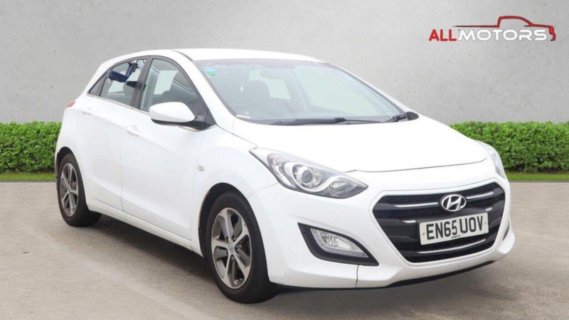 2015 Hyundai I30 1.6 Se Auto Euro 6 5dr in White — image 1
