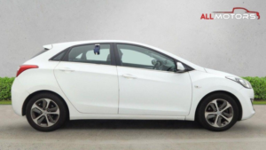 2015 Hyundai I30 1.6 Se Auto Euro 6 5dr in White — image 5