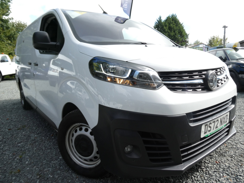 2022 Vauxhall Vivaro 1.5 Turbo D 2900 Dynamic Panel Van 6dr Diesel Manual L2 H1 Euro 6 (s/s) (100 Ps) in White — image 1