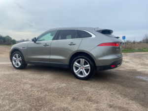 2019 Jaguar F-Pace 2.0 D180 Portfolio in Silver — image 2