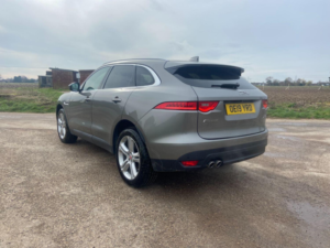 2019 Jaguar F-Pace 2.0 D180 Portfolio in Silver — image 4