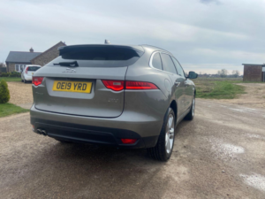 2019 Jaguar F-Pace 2.0 D180 Portfolio in Silver — image 6