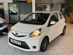 2013 Toyota Aygo 1.0 Vvt-I Ice in White — image 6