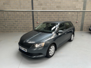 2017 Skoda Fabia 1.4 Tdi S Euro 6 (s/s) 5dr in Grey — image 3