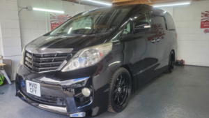 2010 Toyota Alphard Refurbished Black Alloy Wheels in Black — image 6