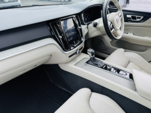 2020 Volvo S60 2.0 Inscription Plus T5 in Grey — image 2