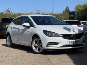2019 Vauxhall Astra 1.0 I Turbo Ecotec Sri in White — image 2