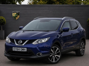 2014 Nissan Qashqai 1.2 Dig-T Tekna 2WD Euro 5 (s/s) 5dr in Blue — image 5