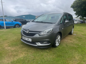 2017 Vauxhall Zafira Tourer 1.4i Turbo Sri MPV 5dr Petrol Manual Euro 6 (140 Ps) in Grey — image 2
