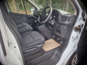 2024 Renault Trafic 2.0 Sl30 Blue Dci 130 Advance Panel Van My24 in White — image 5