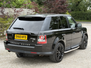 2010 Land Rover Range Rover Sport 3.0 Td V6 Hse in Black — image 3