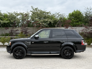 2010 Land Rover Range Rover Sport 3.0 Td V6 Hse in Black — image 5