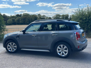 2017 MINI Countryman 2.0 Cooper D Euro 6 (s/s) 5dr in Grey — image 5