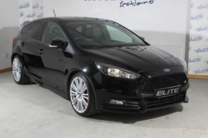 2018 Ford Focus 2.0 Tdci St-2 Nav Hatchback 5dr Diesel Manual Euro 6 (s/s) (185 Ps) in Black — image 3