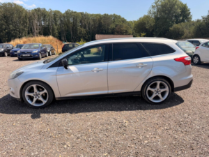 2013 Ford Focus 1.6 Tdci Titanium Navigator Euro 5 (s/s) 5dr in Silver — image 6