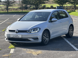 2018 Volkswagen Golf 1.6 Tdi Se [nav] 5dr Man, Diesel, Silver + Great Value Family Hatchback in Silver — image 2