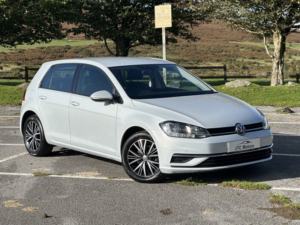 2018 Volkswagen Golf 1.6 Tdi Se [nav] 5dr Man, Diesel, Silver + Great Value Family Hatchback in Silver — image 6