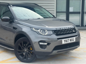 2017 Land Rover Discovery Sport 2.0 Td4 Hse Luxury Auto 4WD Euro 6 (s/s) 5dr in Grey — image 2