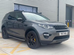 2017 Land Rover Discovery Sport 2.0 Td4 Hse Luxury Auto 4WD Euro 6 (s/s) 5dr in Grey — image 5