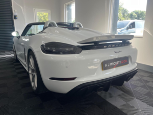 2020 Porsche 718 Spyder 4.0 Spyder Euro 6 (s/s) 2dr in White — image 3