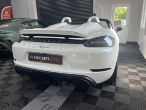 2020 Porsche 718 Spyder 4.0 Spyder Euro 6 (s/s) 2dr in White — image 4